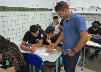Professor de Batalha, no Piauí, conquista medalha de ouro na Olimpíada Brasileira de Matemática
