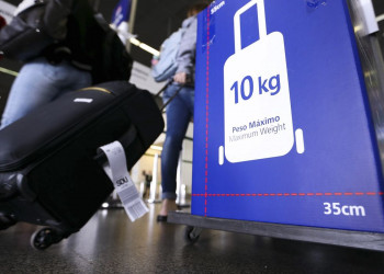 Aéreas terão que explicar mudanças na cobrança de bagagens de mão