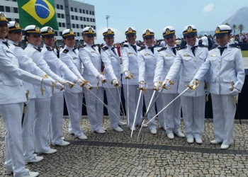 Marinha abre dois concursos para 980 vagas de nível médio
