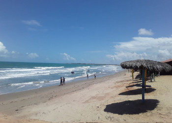 Rede de hotéis desmente rumores sobre mudança de nome da Praia do Arrombado, no litoral do Piauí