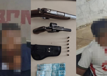 Após tumulto em hospital, dupla é presa com armas ilegais e moto roubada no interior do Piauí