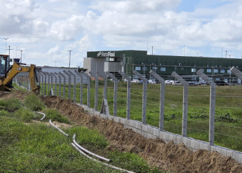 Águas do Piauí executa extensão de rede para atender Porto em Luís Correia