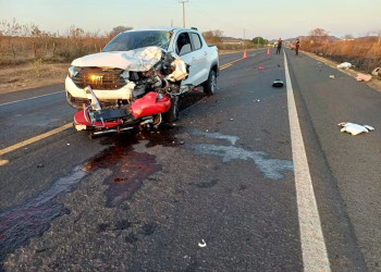 Motociclista morre após ser atropelado por carro no Piauí; condutor realizou ultrapassagem proibida, diz PRF