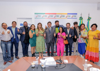 Governador Rafael Fonteles recebe elenco do Ai Que Vida e anuncia sequência do filme