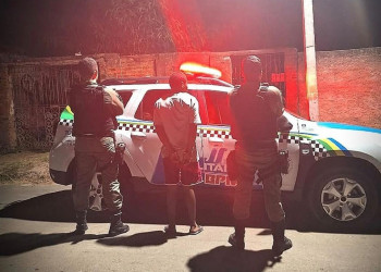 Homem é preso após chutar a própria companheira grávida de 5 meses no interior do Piauí