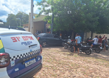 Mulher morre em colisão entre motos no interior do Piauí; polícia apura remoção do corpo por familiares