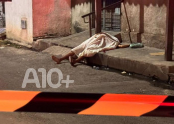 Homem é morto com pelo menos oito tiros na zona Norte de Teresina; suspeitos fugiram e não foram presos