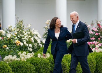 Biden anuncia apoio a Kamala Harris como nova candidata do Partido Democrata