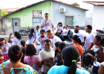 Vereador Felipe Vieira executa projeto “Brincadeira de Criança” em bairros de Floriano, no Piauí