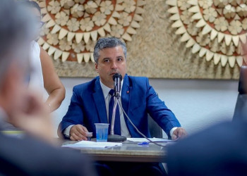 Governador Rafael Fonteles anuncia Dr. Vinícius Nascimento como novo líder na Alepi
