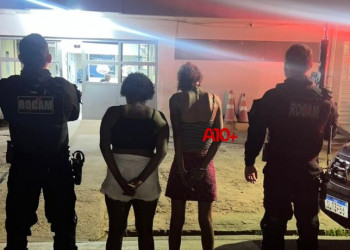 Mulheres suspeitas de furto e tráfico de drogas são presas pela Polícia Militar no interior do Piauí