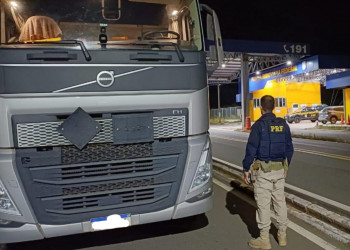 Caminhoneiro é preso ao ser flagrado dirigindo sob efeito de drogas na BR-316, Piauí