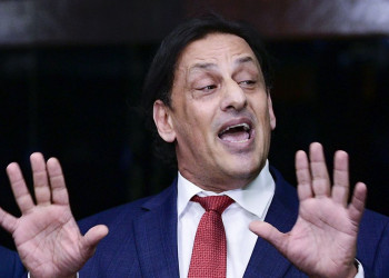 Ex-advogado de Bolsonaro é condenado por injúria racial