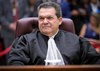 Piauiense Carlos Brandão toma posse como ministro do Superior Tribunal de Justiça