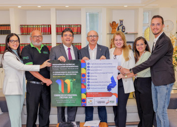 Governador anuncia que Piauí sediará congresso internacional para debater dependências químicas e reinserção social