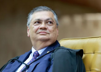 Dino afasta presidente do Tribunal de Contas do Maranhão por 180 dias