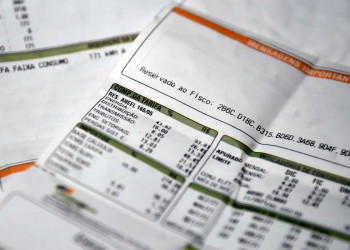 Aneel mantém bandeira vermelha 1 na conta de luz em novembro