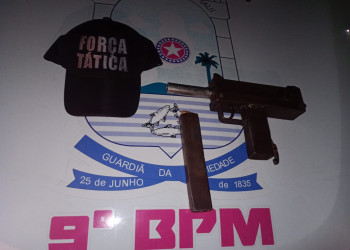 Adolescente é apreendido após ser flagrado com submetralhadora artesanal na zona Norte de Teresina