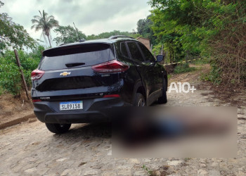 Homem é encontrado morto perto de carro abandonado no interior do Piauí; Polícia Civil investiga