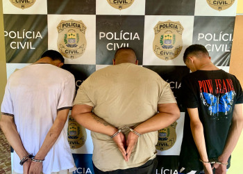 Polícia Civil cumpre mandados de busca e três homens são presos em flagrante por tráfico no Piauí