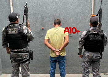 Homem é contido por funcionários e preso por suspeita de furtos de capacetes em estacionamento de supermercado no Piauí