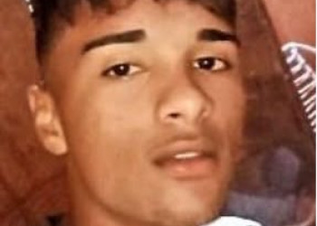 Jovem de 21 anos é morto a tiros em bar no Piauí; grupo armado e encapuzado fugiu após o crime