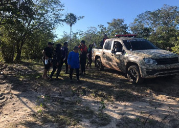 Grupo de praticantes de caiaque é resgatado após se perder em rio no interior do Piauí
