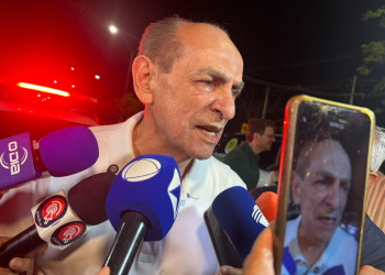 Marcelo Castro comemora vitória no Senado: 
