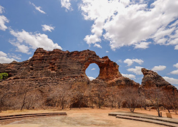 Governo inicia obra de pavimentação para melhorar acesso à Serra da Capivara