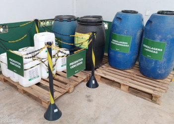 Adapi interdita mais de 50 toneladas de agrotóxicos vencidos durante fiscalização no Sul do Piauí