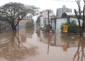 Ciclone extratropical se forma no Sul e pode provocar rajadas de até 100 km/h