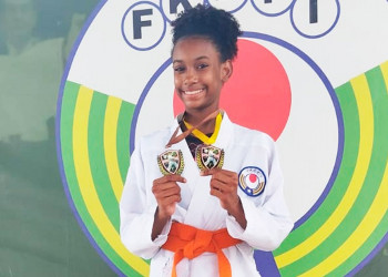 Estudante do Ceti Domício Magalhães conquista ouro no Teresina Open de Karatê