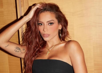 Anitta pede que Lula indique mulher para vaga de Barroso no STF