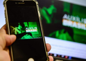 Caixa paga Auxílio Brasil para beneficiários com NIS final 2