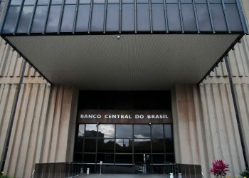 O que acontece quando a diferença entre os juros do Brasil e dos EUA diminui?