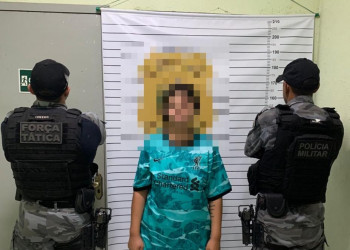 Mulher é presa por suspeita de tráfico de drogas no litoral do Piauí; companheiro conseguiu fugir