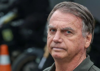 PGR pede que Bolsonaro siga em prisão domiciliar e arma permaneça apreendida