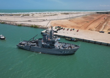 Navio-patrulha Bracuí atraca no cais da Companhia Porto Piauí e terá visitação gratuita durante o final de semana