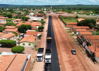 Governo do Piauí investe R$ 35,4 milhões na pavimentação de vias em três municípios