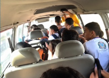 “Isso é uma vergonha”: alunos reclamam de superlotação e calor em transporte escolar de Batalha