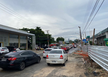 Strans volta a interditar trecho da Avenida Homero Castelo Branco para obra de galeria da Zona Leste