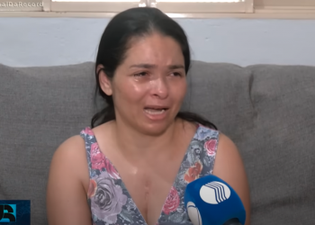 À Record, mãe de jovem vítima de notícia falsa pede punição aos responsáveis