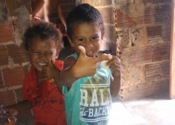 Cajus doados a garotos que morreram envenenados em Parnaíba passam por nova perícia, diz perito geral