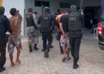 Suspeitos de tráfico são presos durante operação policial em Parnaíba; vídeo mostra perseguição