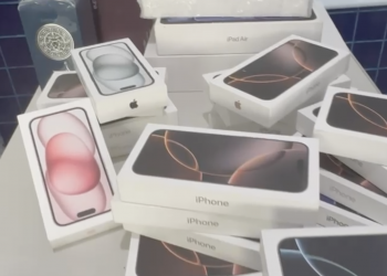 PRF apreende iPhones, eletrônicos e vinhos de origem estrangeira dentro de ônibus no Piauí