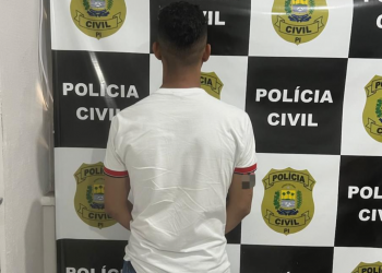 Suspeito de alugar motocicleta e se passar por motoboy para cometer assaltos é preso pela polícia em Teresina