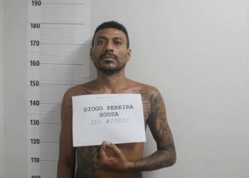 Assassinato de homem em residência teria sido retaliação de grupo rival em Teresina, diz delegado; criminosos se passaram por policiais