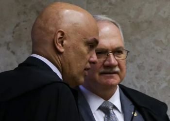 Em votação simbólica, Edson Fachin é eleito presidente do STF; Alexandre de Moraes será vice