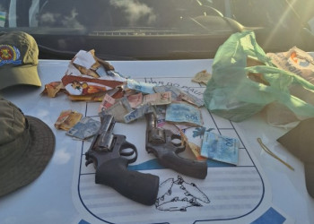 Dupla suspeita de assaltos em série em Esperantina, no Piauí, é presa pela Polícia Militar