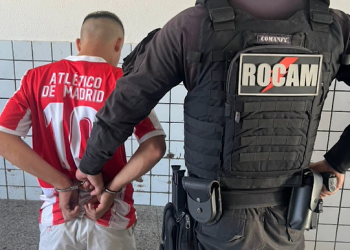 Suspeito de cometer assaltos e utilizar os cartões de crédito das vítimas é preso pela polícia em Teresina